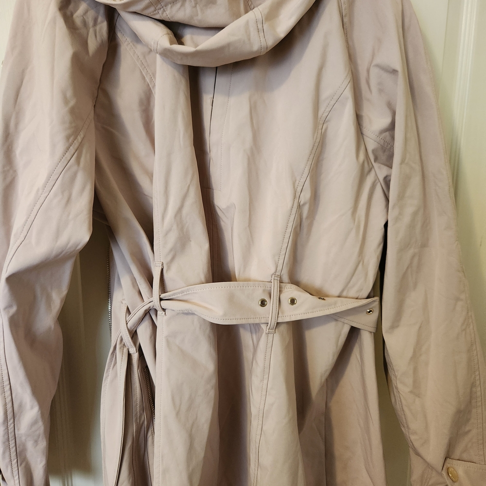 Women's Light Pink Jacket - Picture 7 of 8